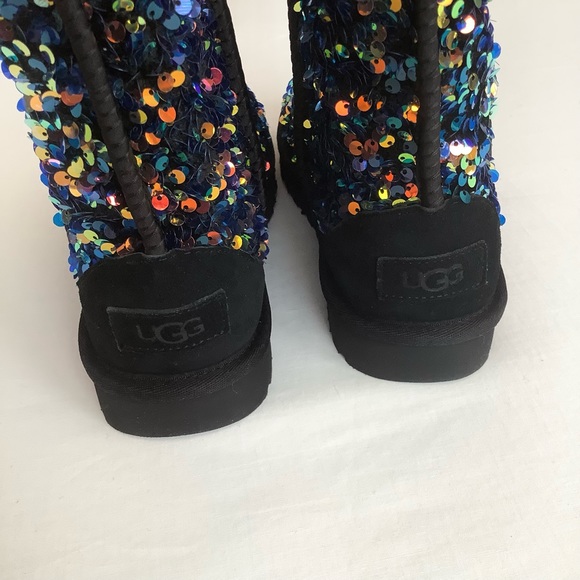 Authentic UGG Classic Short Stellar Sequin - Picture 6 of 9